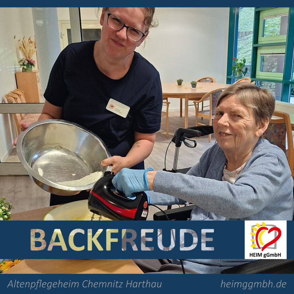 Gemeinsame Backfreude im Altenpflegeheim in Chemnitz Harthau der HEIM gGmbH - gemeinsame ARbeit, gemeinsames Geniessen