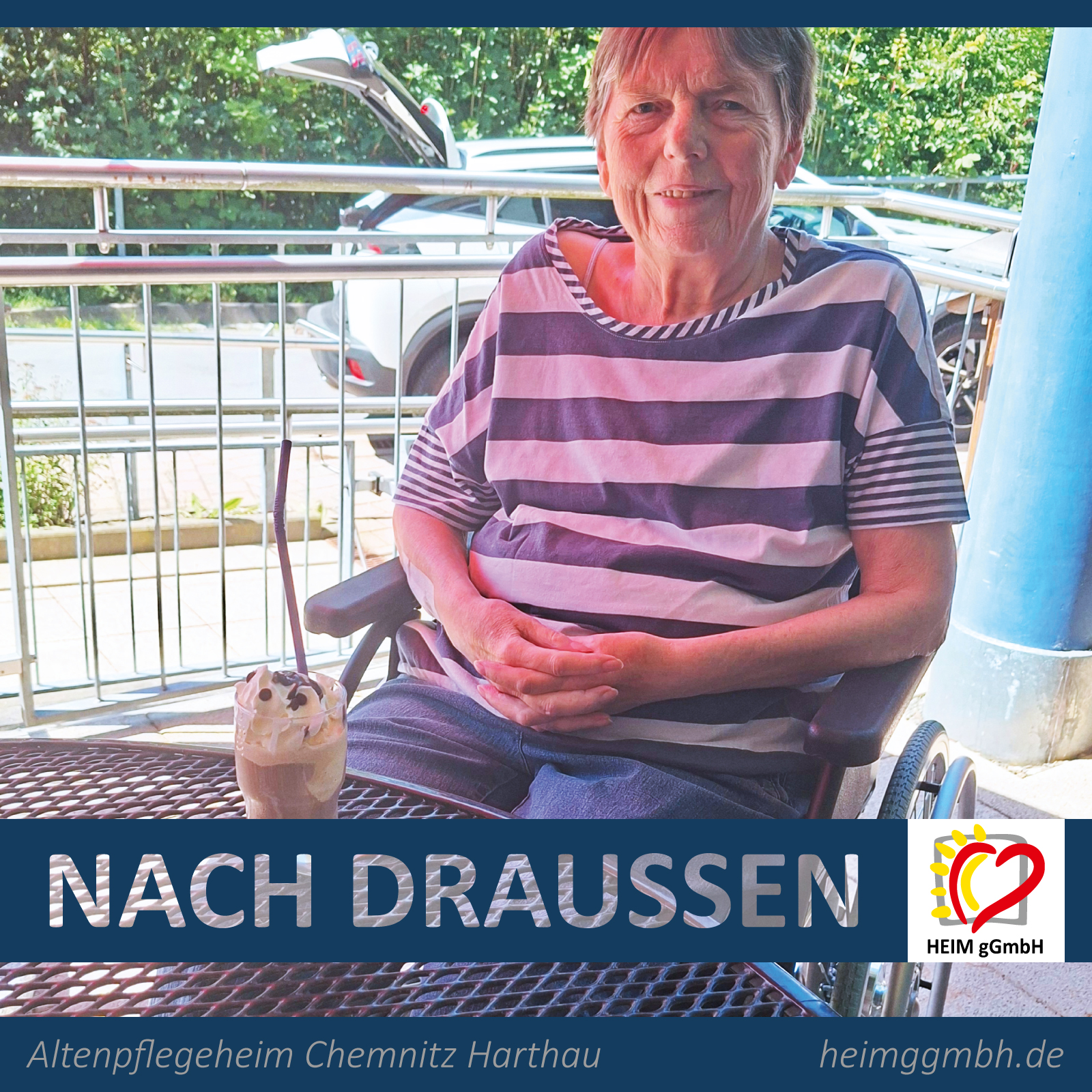 Altenpflegeheim in Chemnitz Harthau der HEIM gGmbH - Leckerer Eiskaffee auf der schattigen kühlen Terrasse